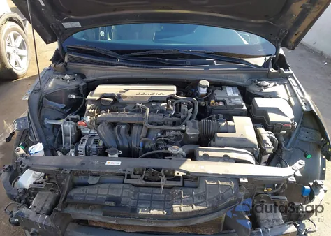 2022 Hyundai Elantra Sel from USA, damaged, VIN KMHLS4AG6NU217252